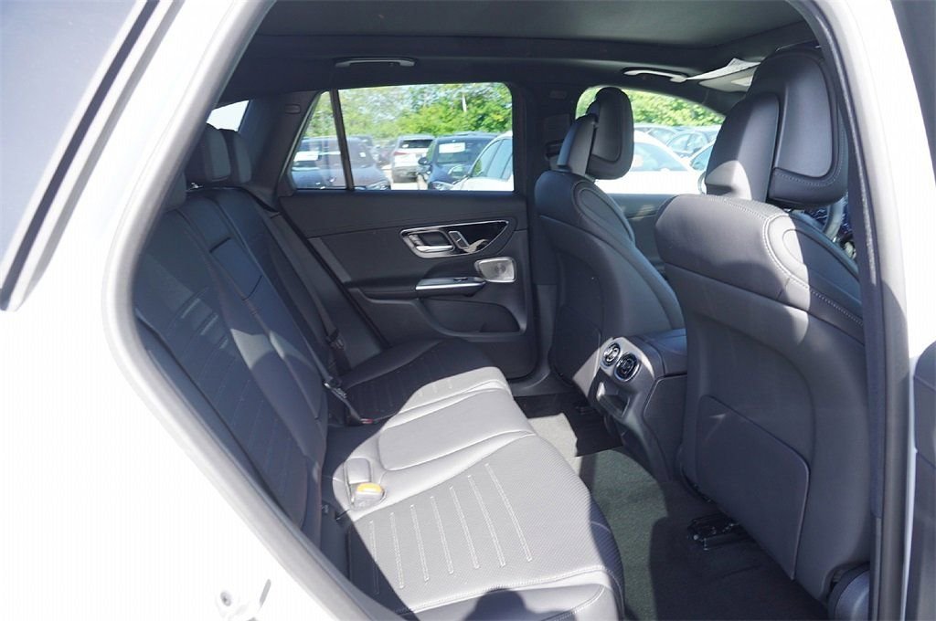 2026 Mercedes-Benz GLC Base - Photo 13