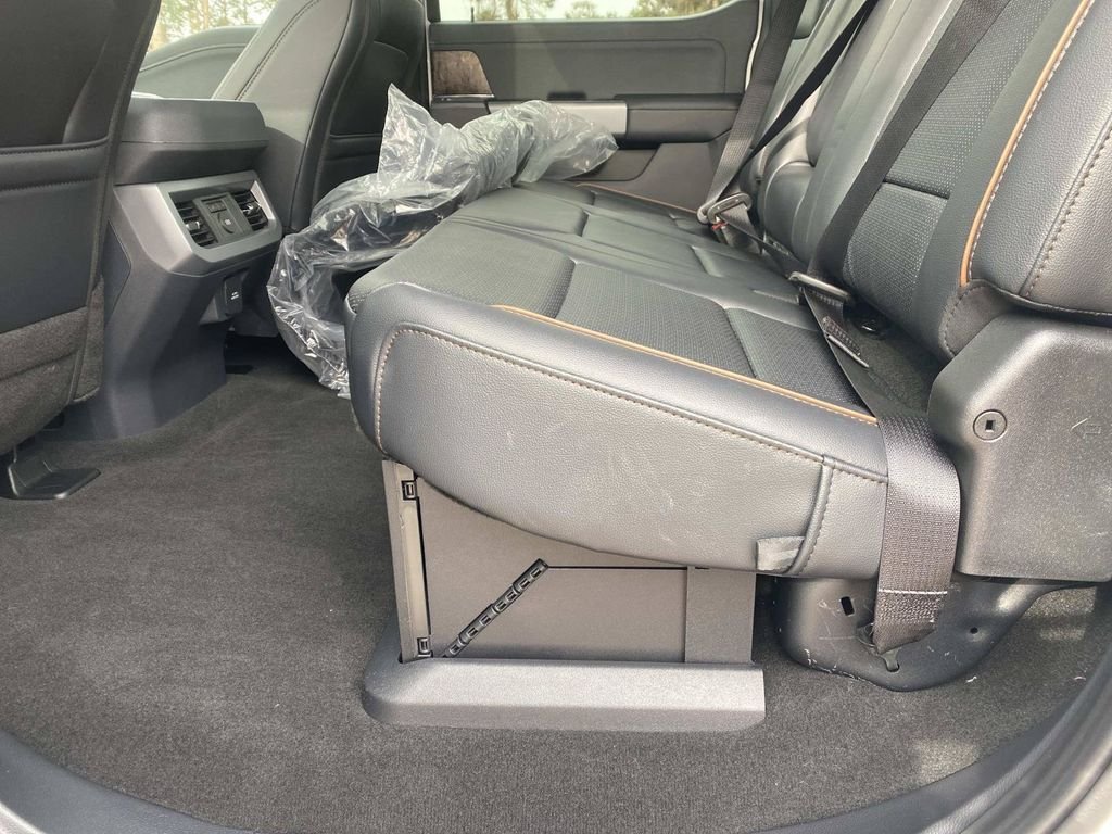 New 2026 Star White Metallic Tri-Coat Ford F-250® Lariat® image 10