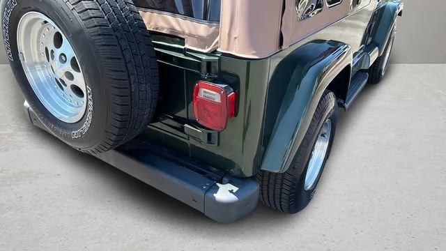 Used 1998 Green Jeep Sahara image 37