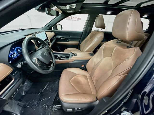Used 2024 Blue Toyota MAX Platinum image 21