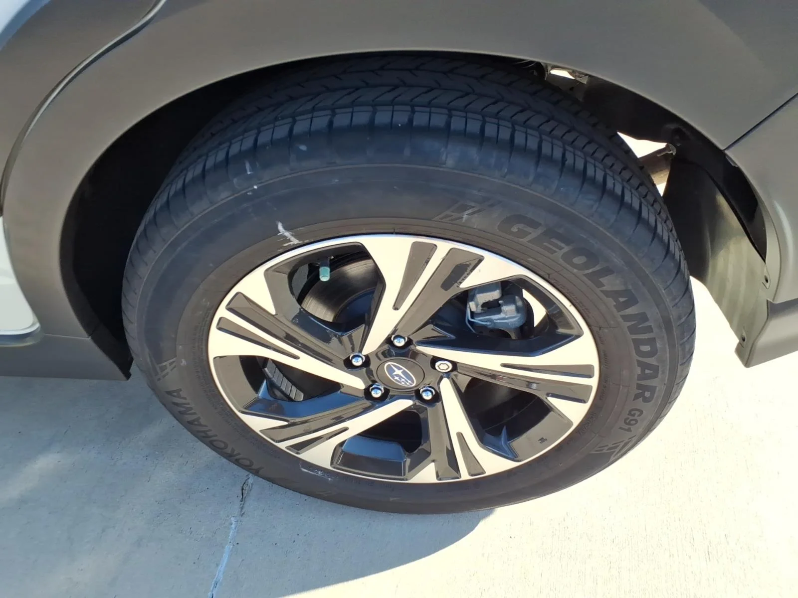 Used 2024 WHITE Subaru Premium image 18
