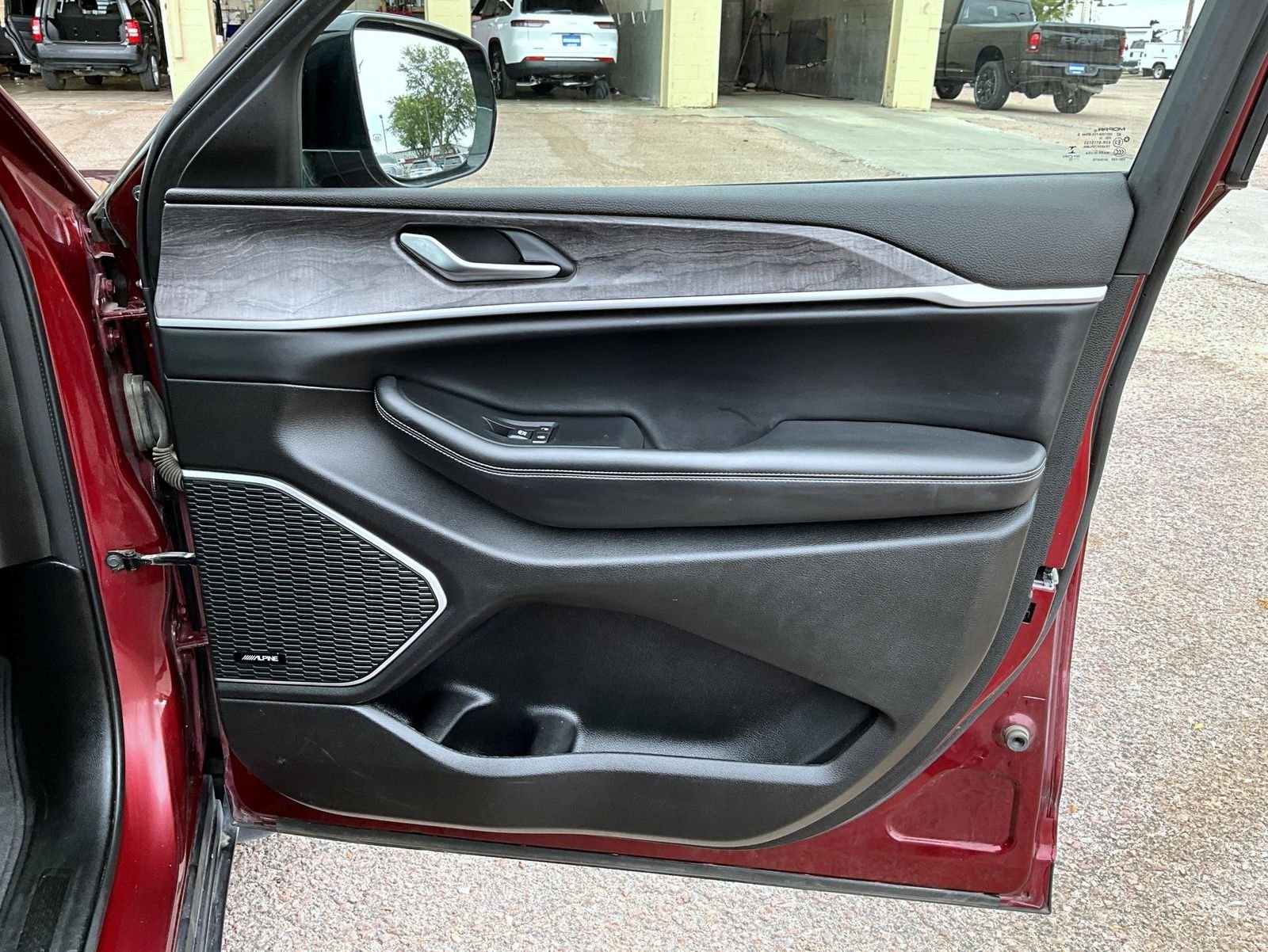 2022 Jeep Grand Cherokee Limited - Photo 17