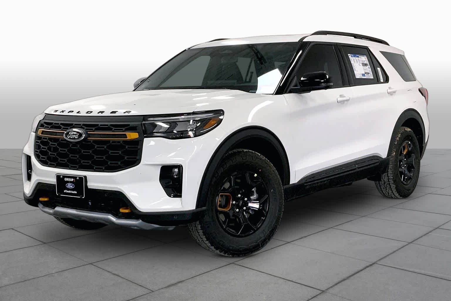 New 2026 Star White Metallic Tri-Coat Ford Tremor® image 22