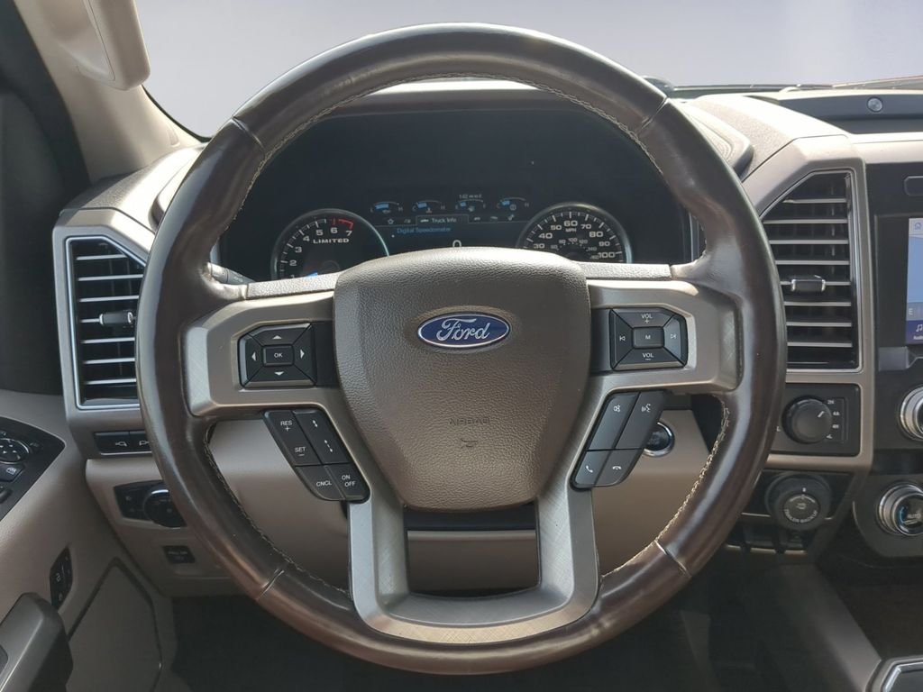 Used 2019  Ford Limited image 15