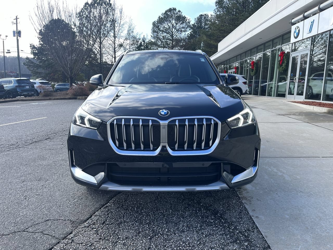 Used 2026 Black Sapphire Metallic BMW xDrive28i image 3