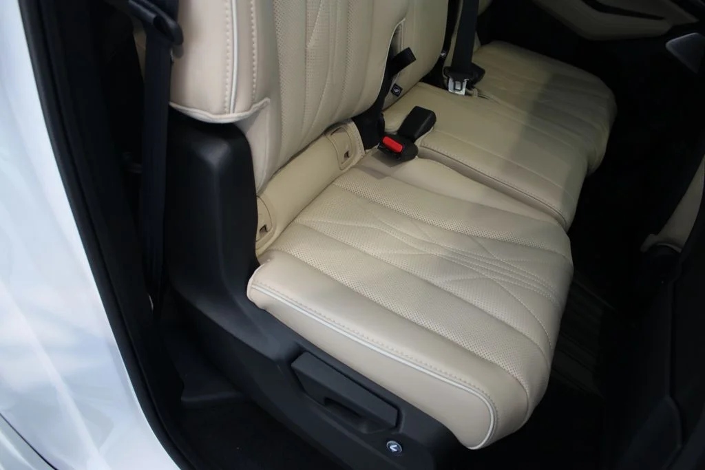 New 2026 Platinum White Pearl Acura Advance Package image 24