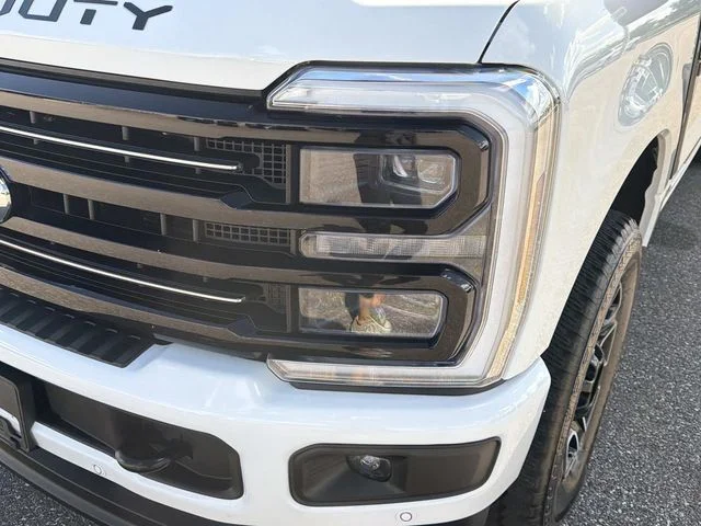 Used 2025 White Ford Platinum image 10
