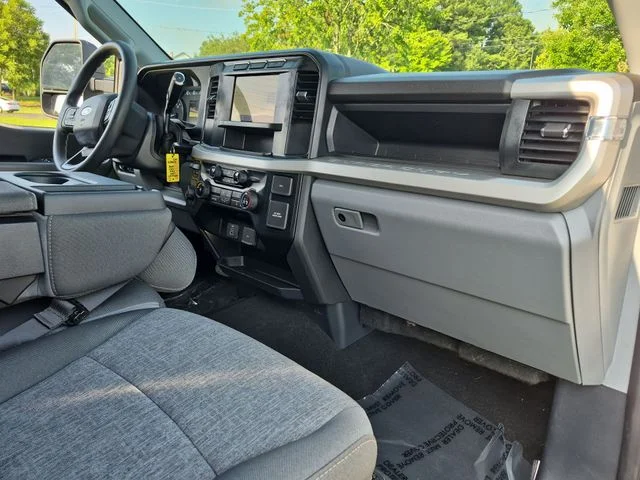Used 2024 White Ford XL image 35
