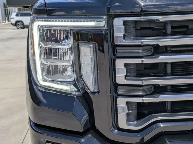 Used 2023 Black GMC AT4 image 11