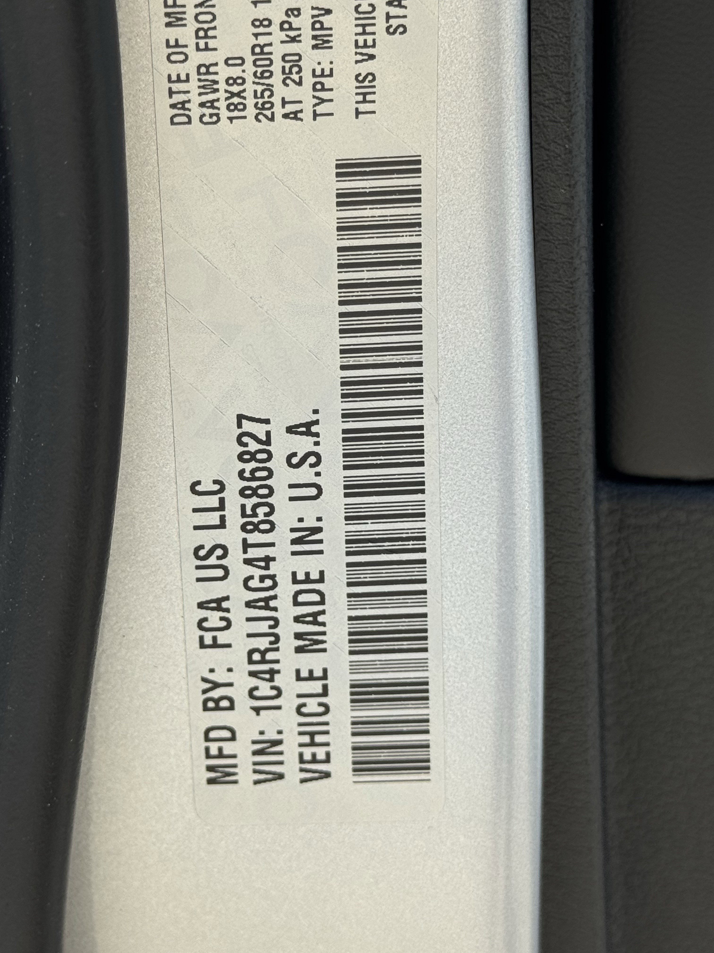 New 2026 Silver Zynith Exterior Paint Jeep Laredo image 21