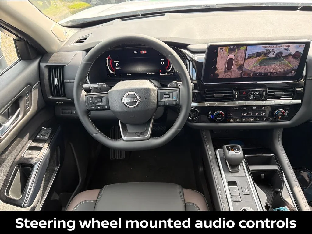 New 2026 White Nissan Platinum image 17