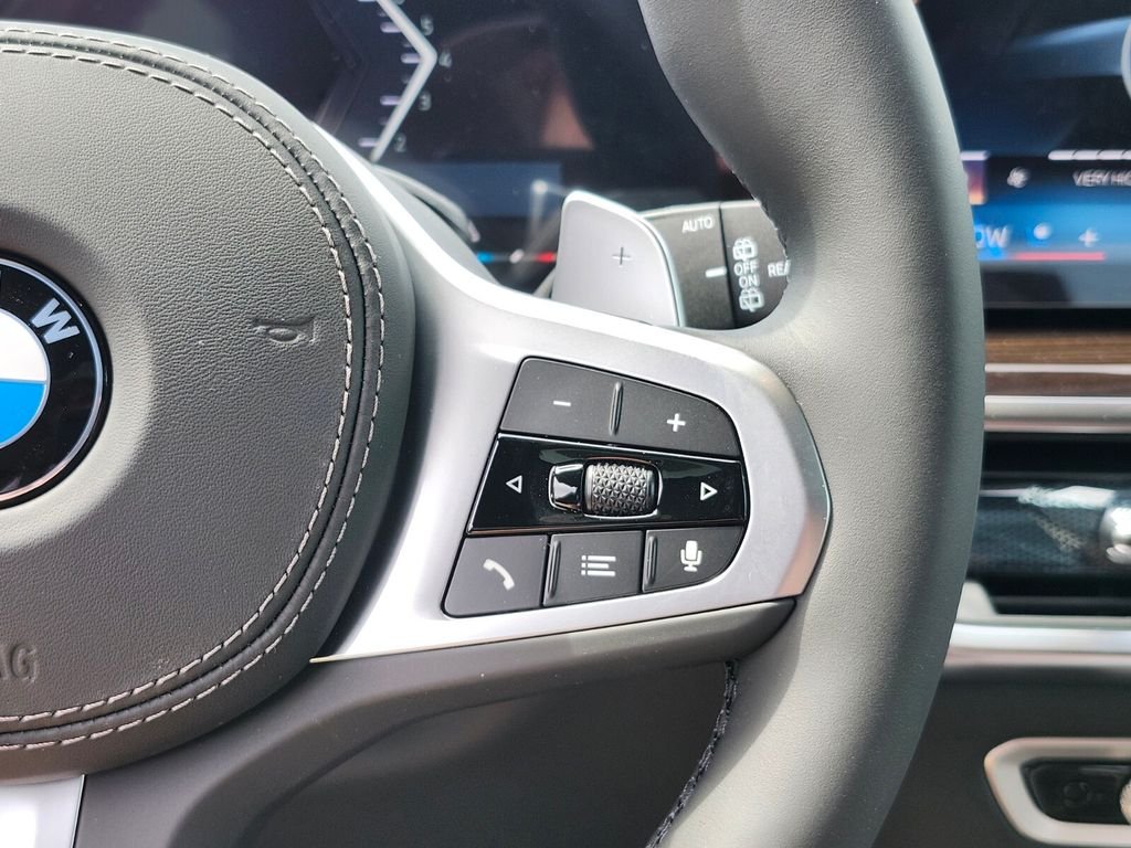 New 2026 Gray BMW xDrive40i image 28