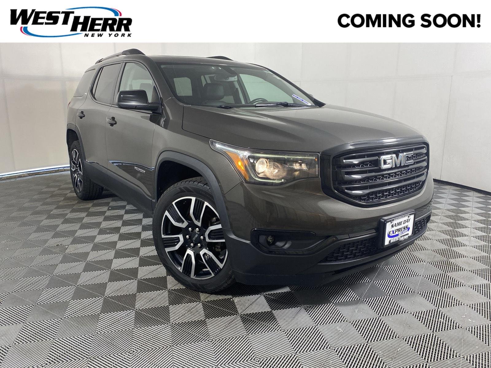 Used 2019 Smokey Quartz Metallic GMC SLT image 1
