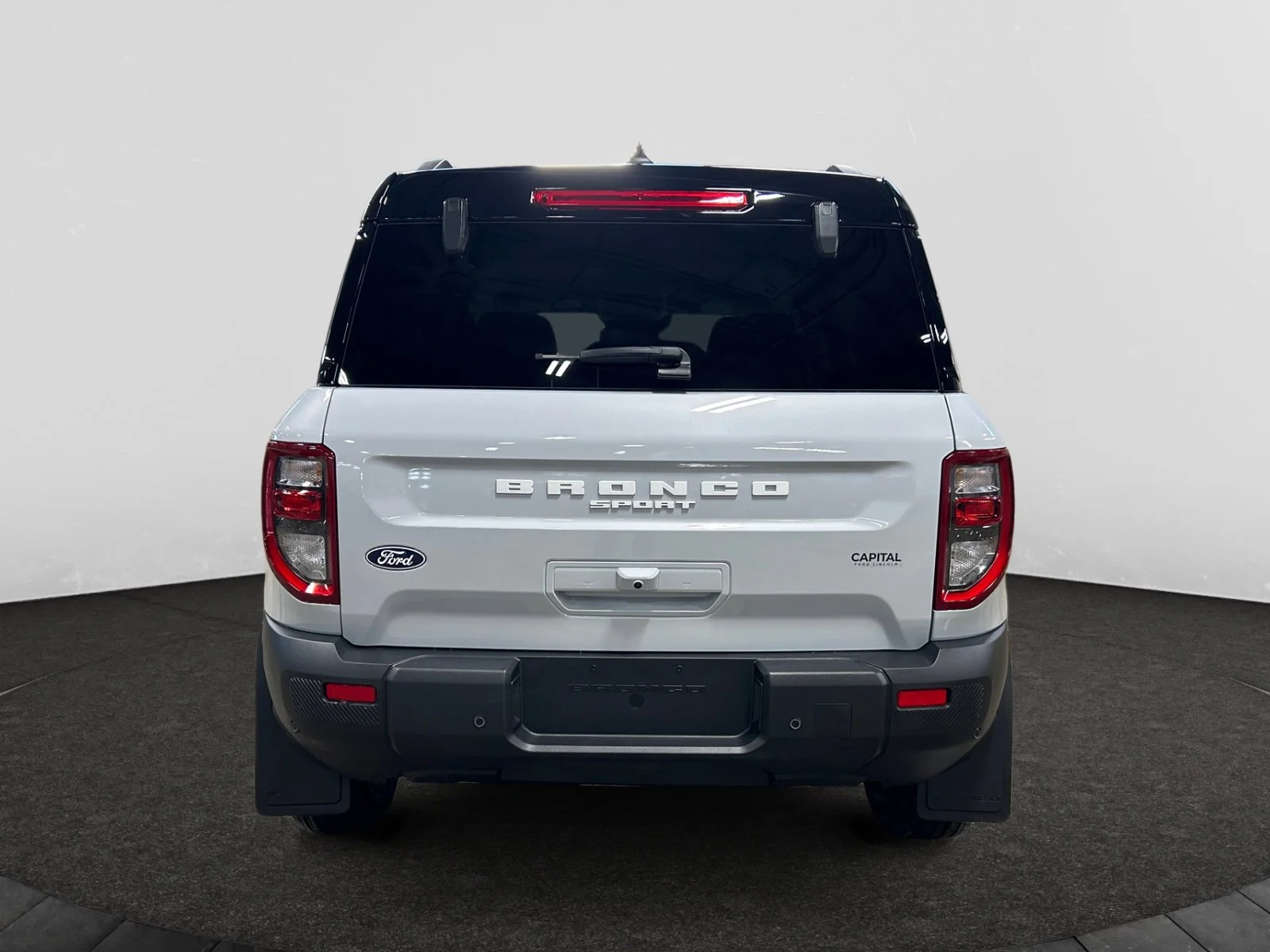 New 2026 Space White Metallic Ford Outer Banks image 4