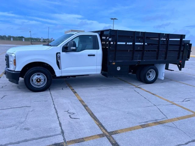 New 2025 OXFORD WHITE Ford XL 12ft Stakebed GVWR 14,000lbs w/Tommy Lift Gate image 4