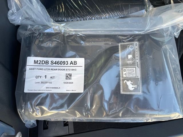 New 2025 Azure Gray Metallic Tri-Coat Ford Badlands® image 54