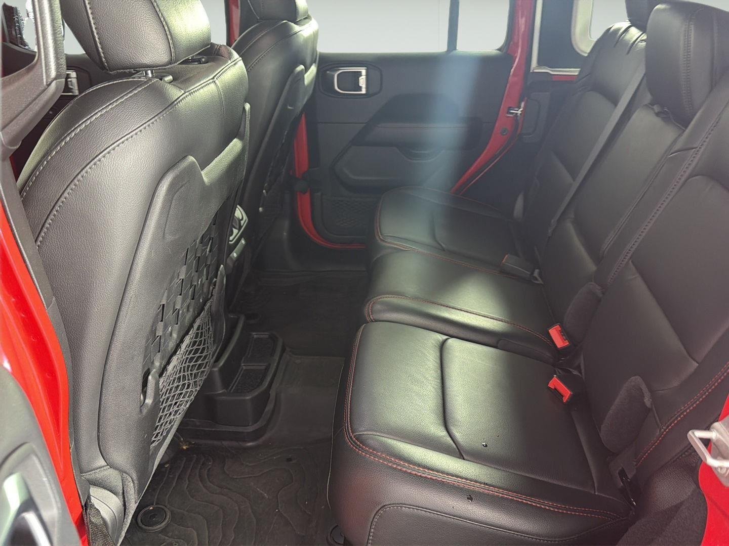 Used 2022 Firecracker Red Clearcoat Jeep Unlimited Rubicon image 13
