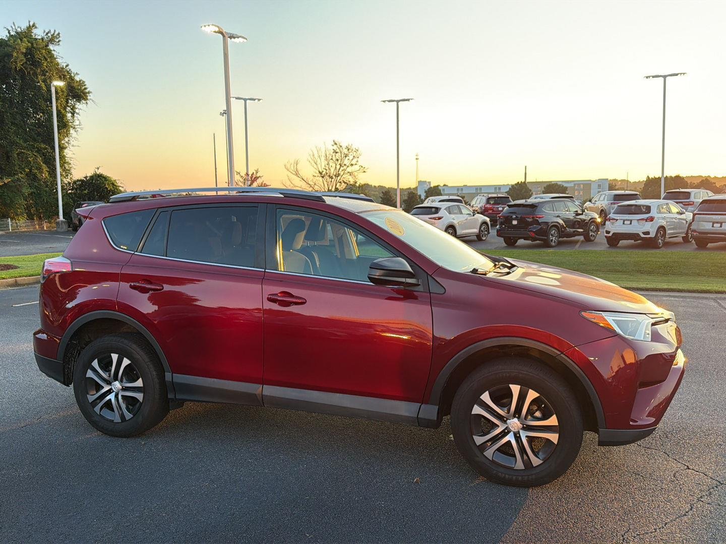 Used 2018 Ruby Flare Pearl Toyota LE image 7