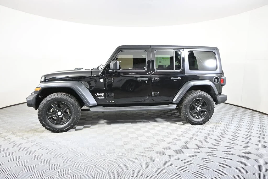 Used 2018 Jeep All-New Wrangler Unlimited Sport S with VIN 1C4HJXDG3JW178242 for sale in Forest Lake, Minnesota