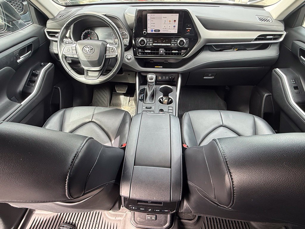 Used 2023 Black Toyota XLE image 24