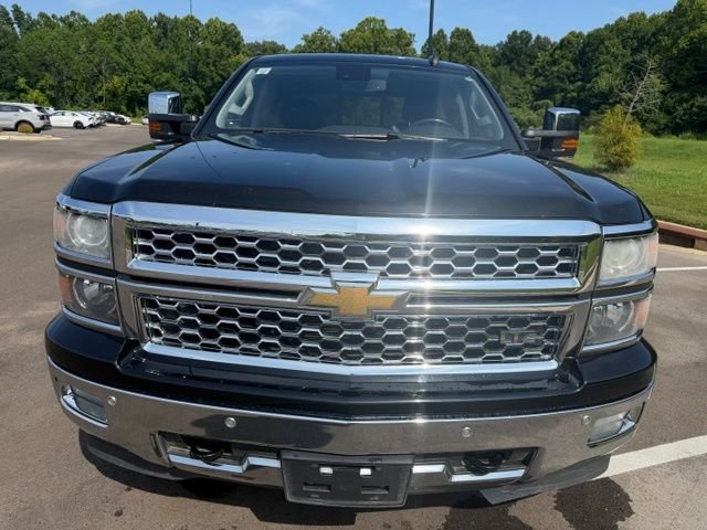 Used 2015 Black Chevrolet LTZ image 3