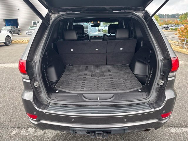 Used 2021 Granite Crystal Clearcoat Metallic Jeep Limited image 14