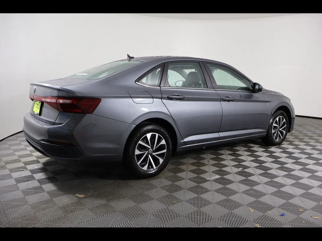 New 2026 Platinum Gray Metallic Volkswagen 1.5T S image 6