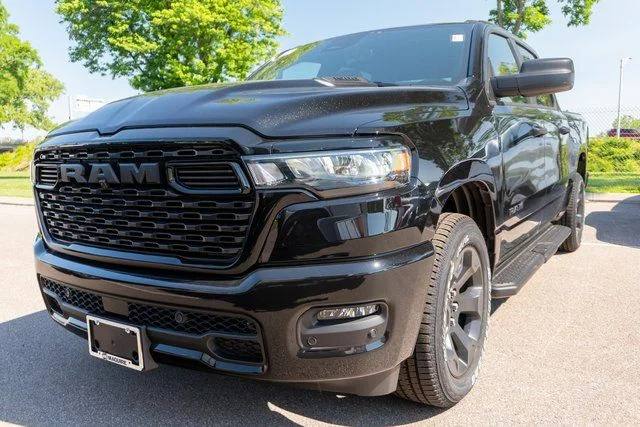 New 2026 Diamond Black Crystal Pearl-Coat Exterior Paint RAM Express image 2