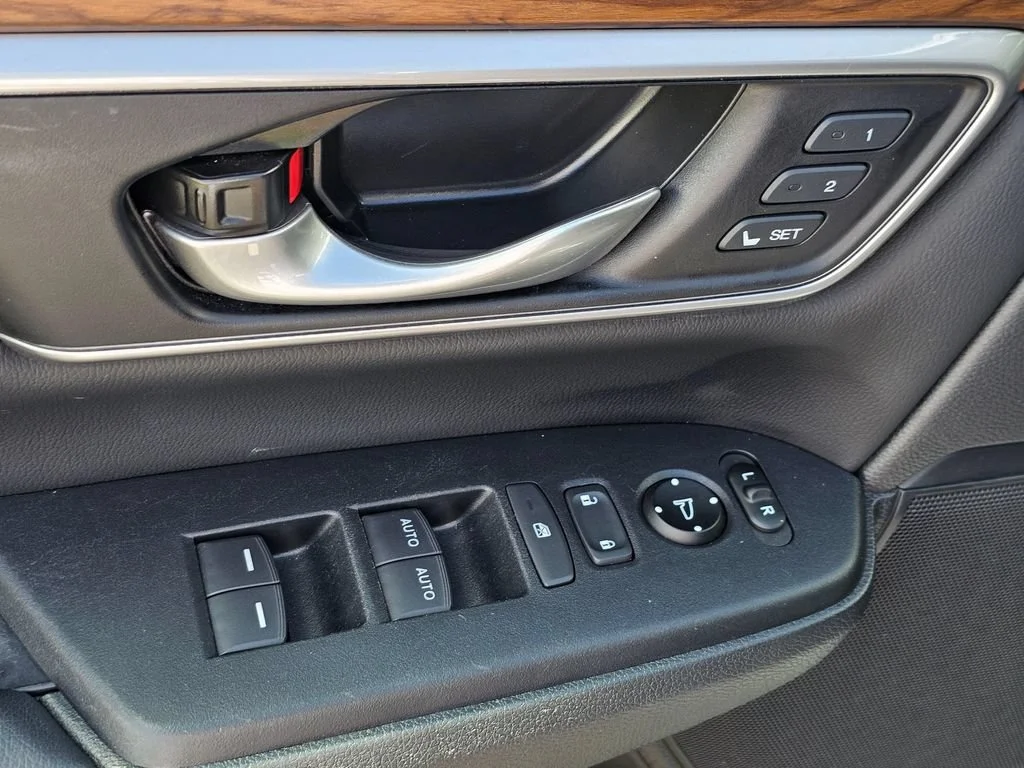 Used 2020  Honda EX-L image 22