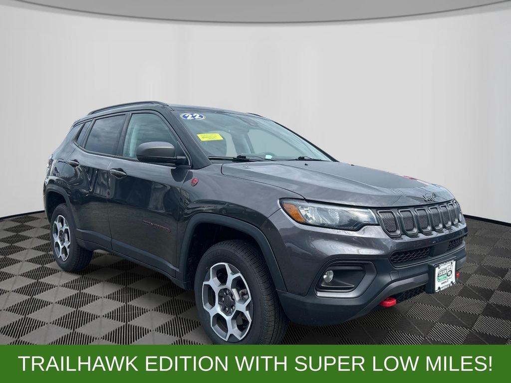 Used 2022 Gray Jeep Trailhawk image 7