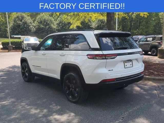 Used 2023 White Jeep Altitude X image 3
