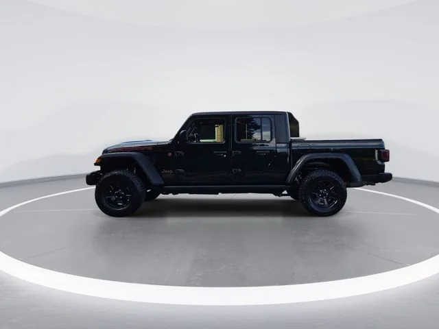 Used 2021 Black Jeep Mojave image 5