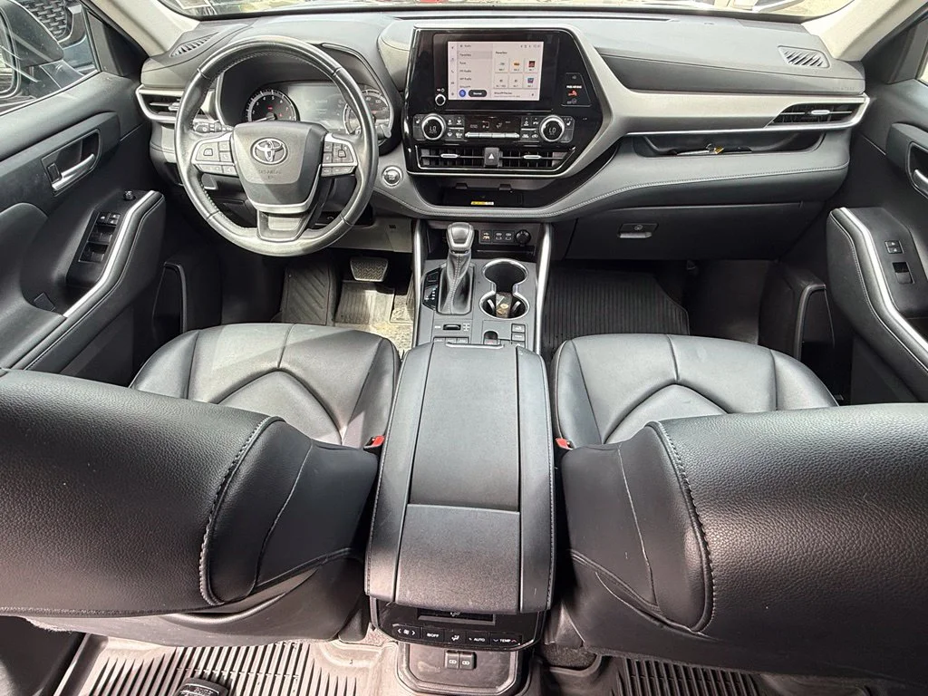 Used 2023 Black Toyota XLE image 24