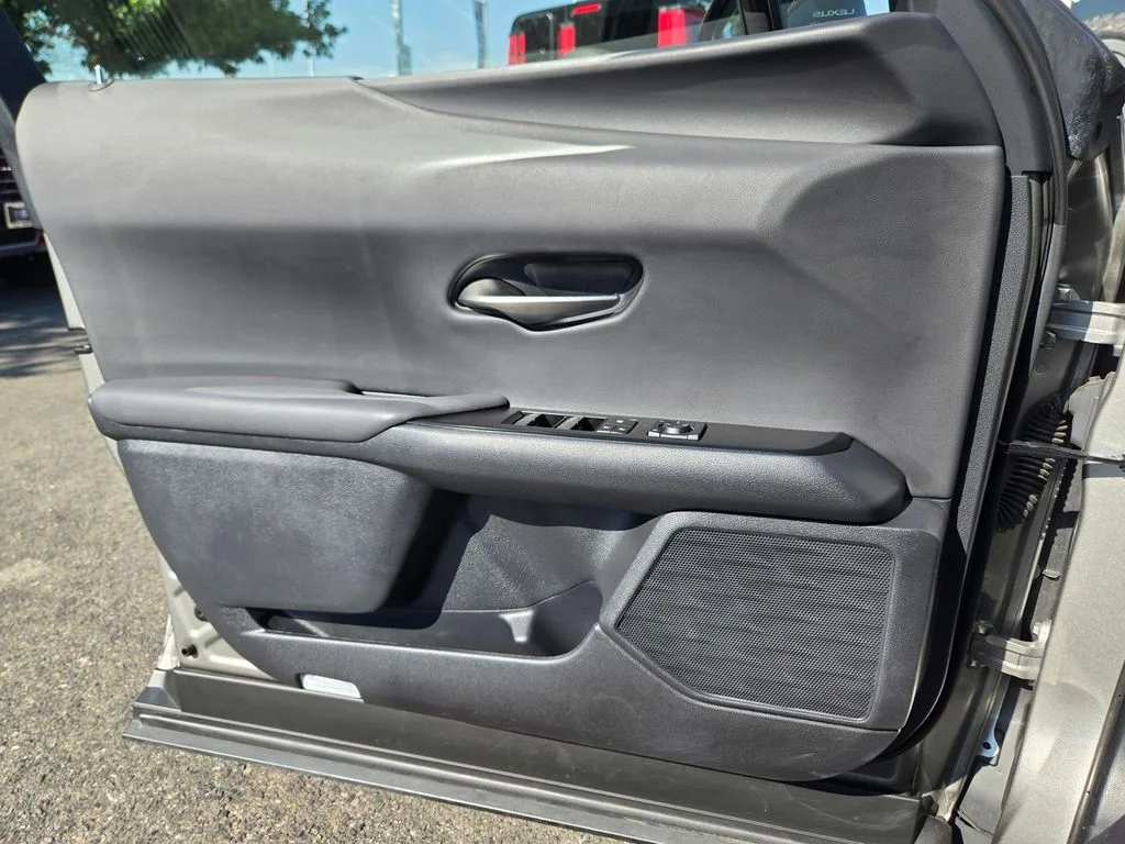 Used 2022 Silver Lexus 250h Base image 17