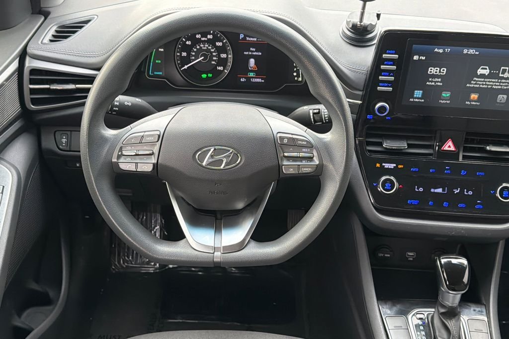 Used 2020 Ceramic White Hyundai Blue image 17