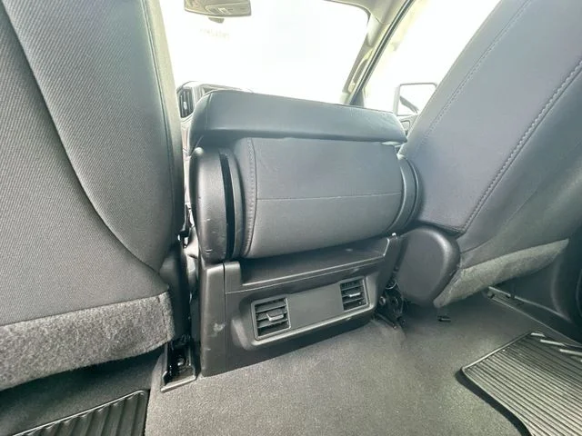 Used 2023 White Chevrolet Custom image 23