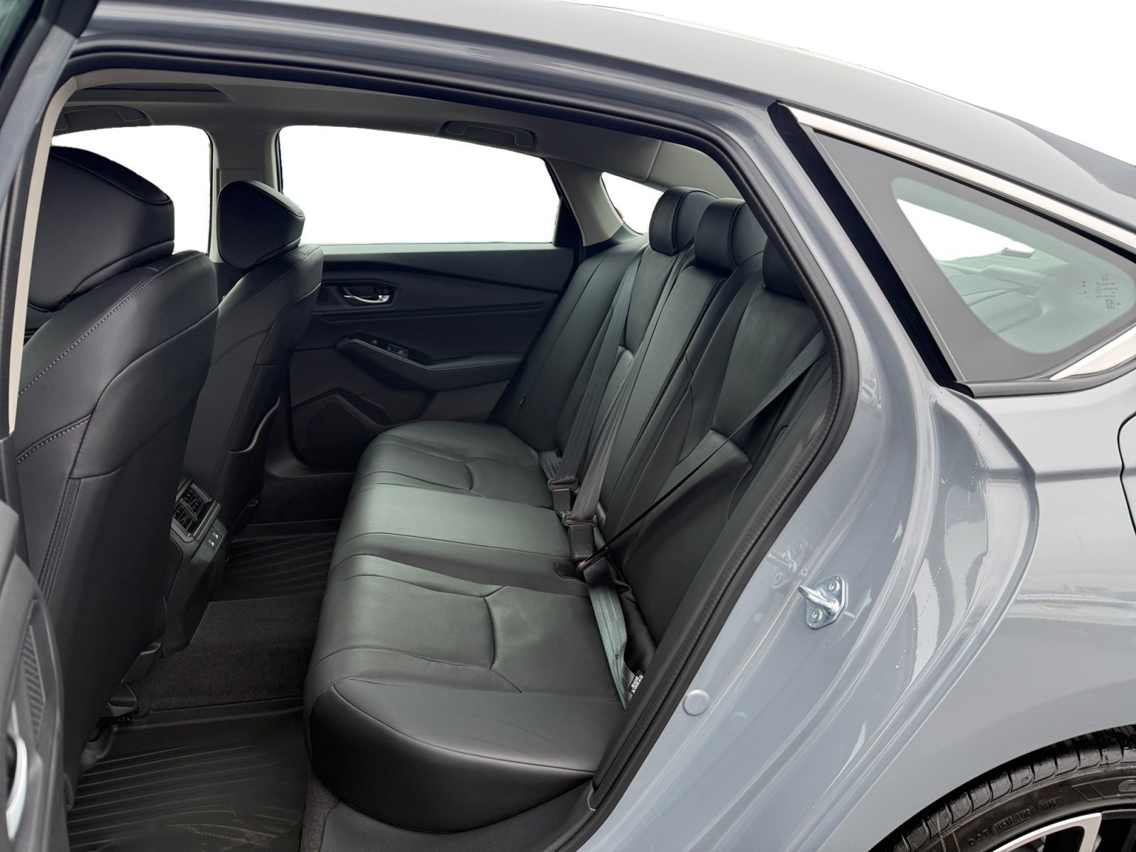 New 2026 Urban Gray Pearl Honda Touring image 16