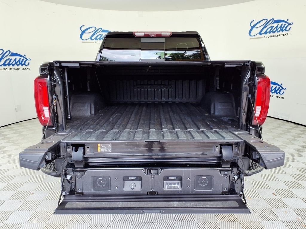 Used 2022 Onyx Black GMC AT4X image 5