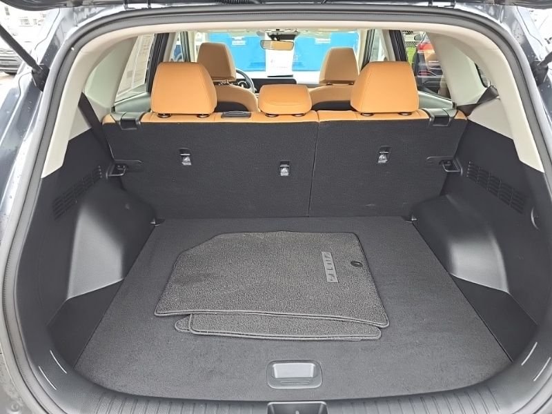 Used 2024 Gray Kia EX image 28