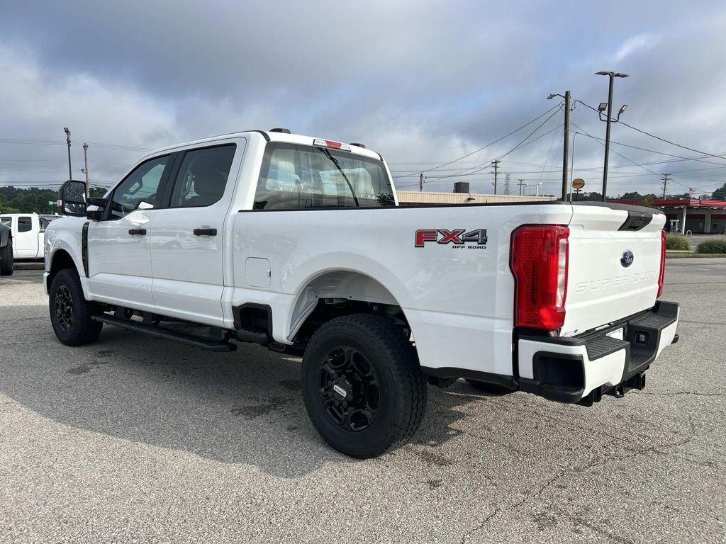 New 2026 Oxford White Ford XL image 6