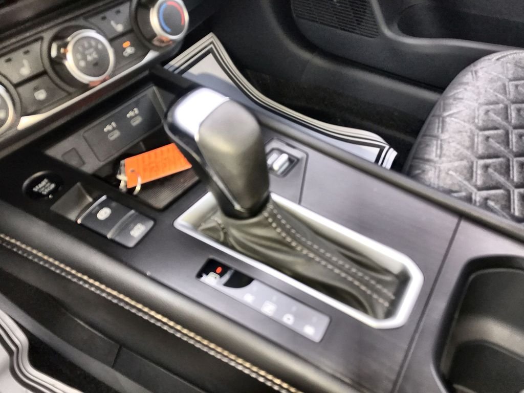 2025 Nissan Kicks SV AWD - Photo 18