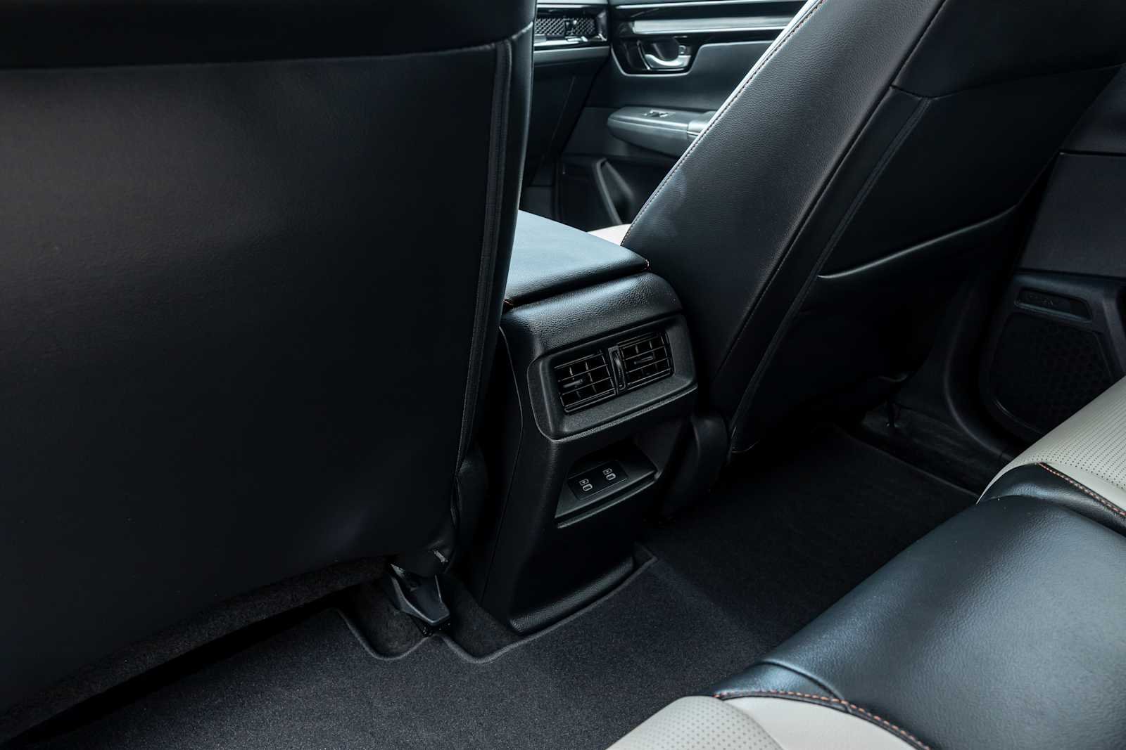 Used 2023 Platinum White Pearl Honda Sport Touring image 31