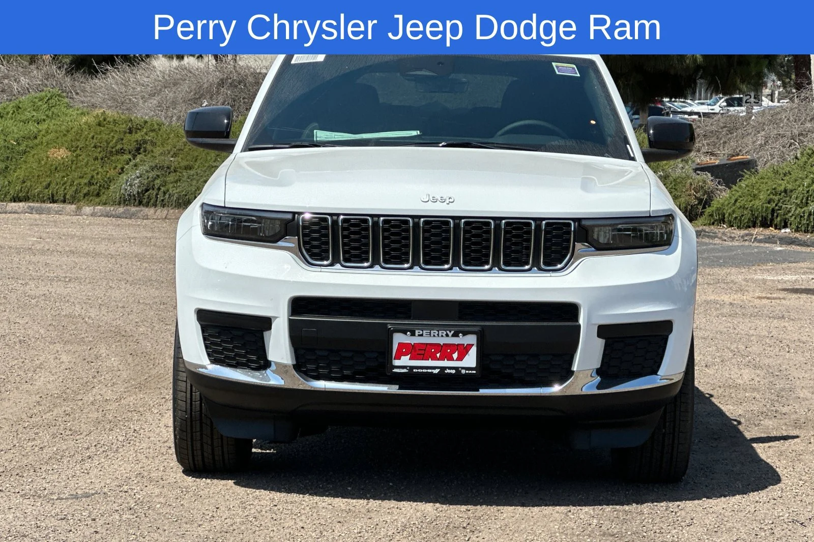 New 2026 Bright White Clear-Coat Exterior Paint Jeep Laredo image 5