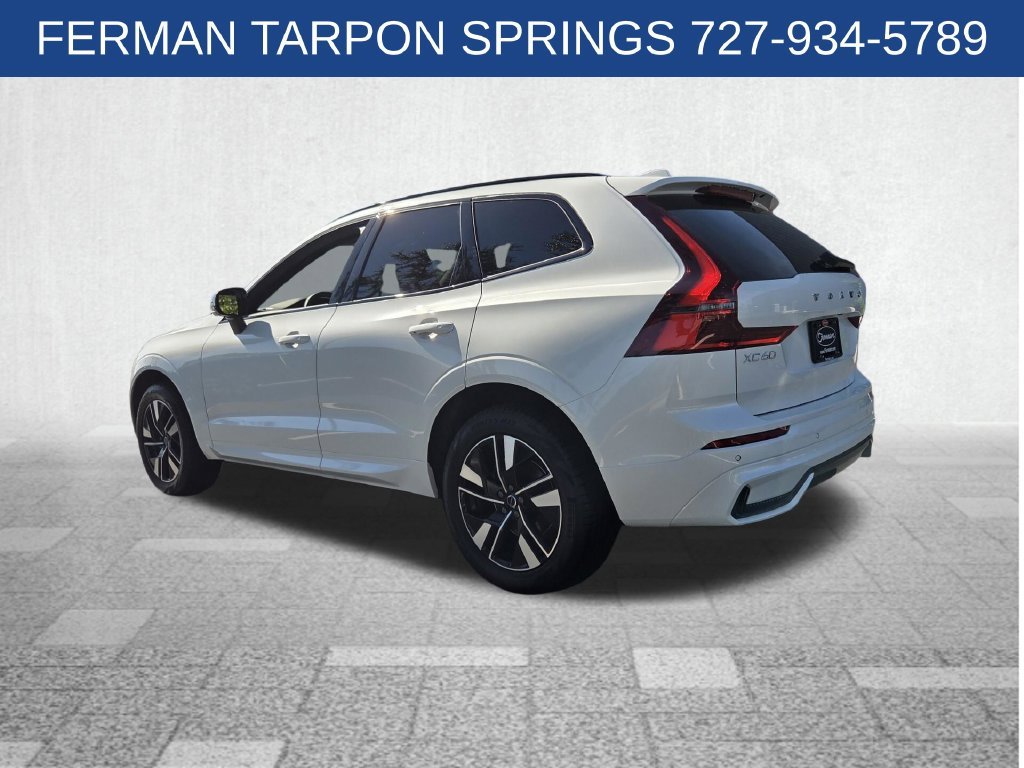 New 2026 Crystal White Volvo Core image 5