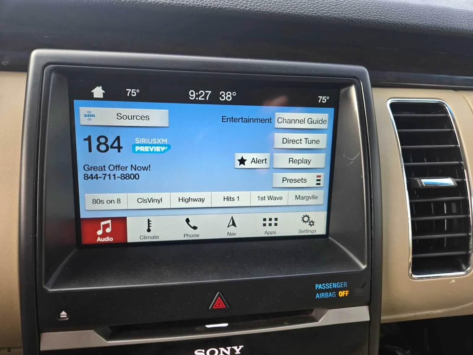 Used 2019  Ford Limited image 21