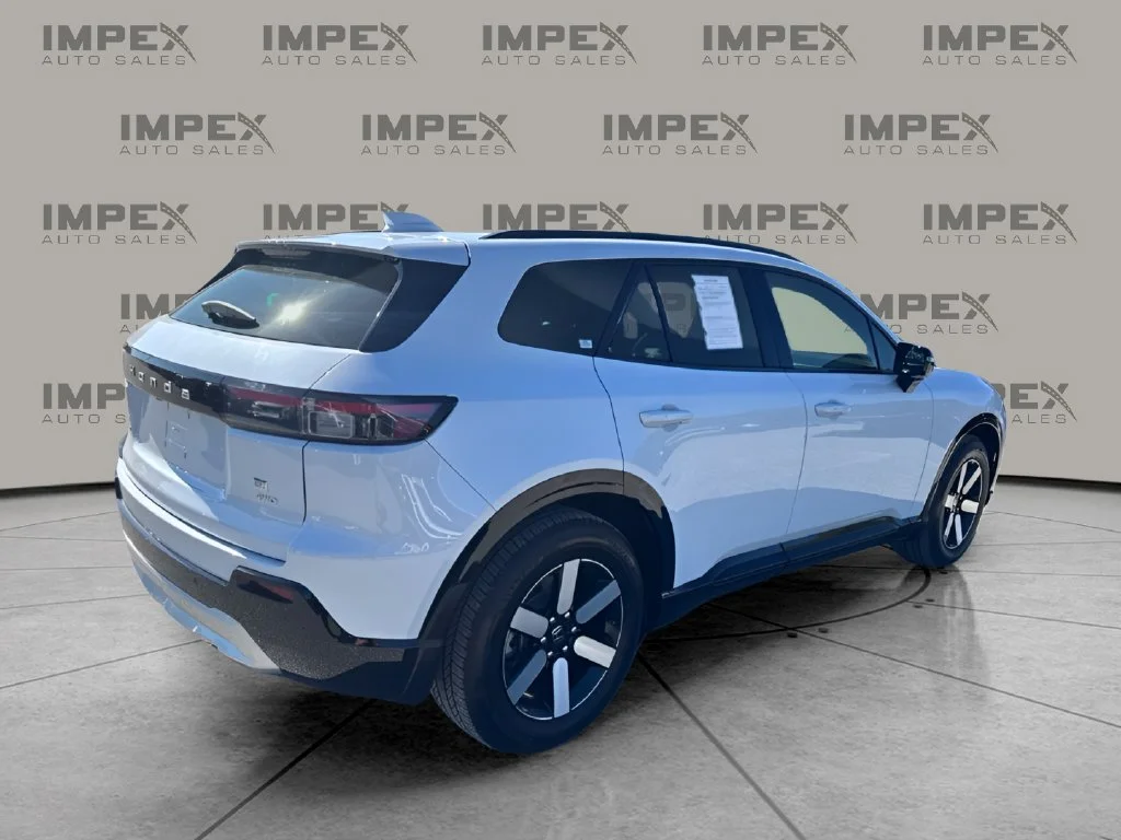 Used 2026 White Honda Touring image 5