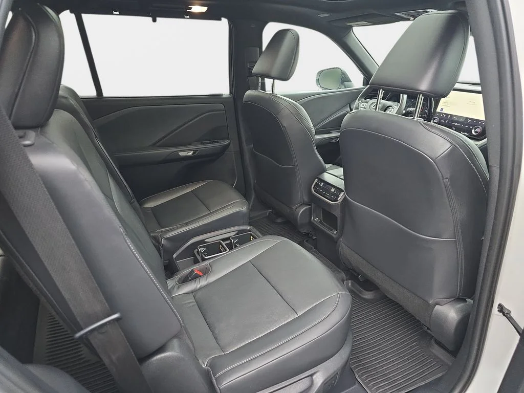 Certified Used 2025 WIND CHILL PEARL Lexus 350 Premium image 12