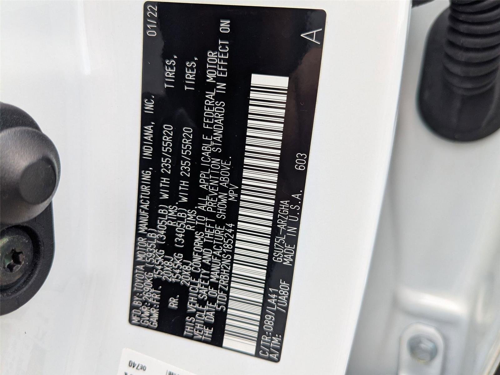 Used 2022 Wind Chill Pearl Toyota Platinum image 33
