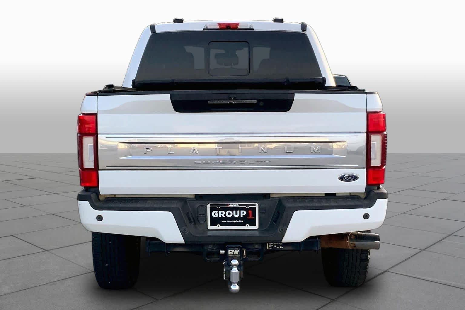 Used 2022 Star White Metallic Tri-Coat Ford Platinum image 5