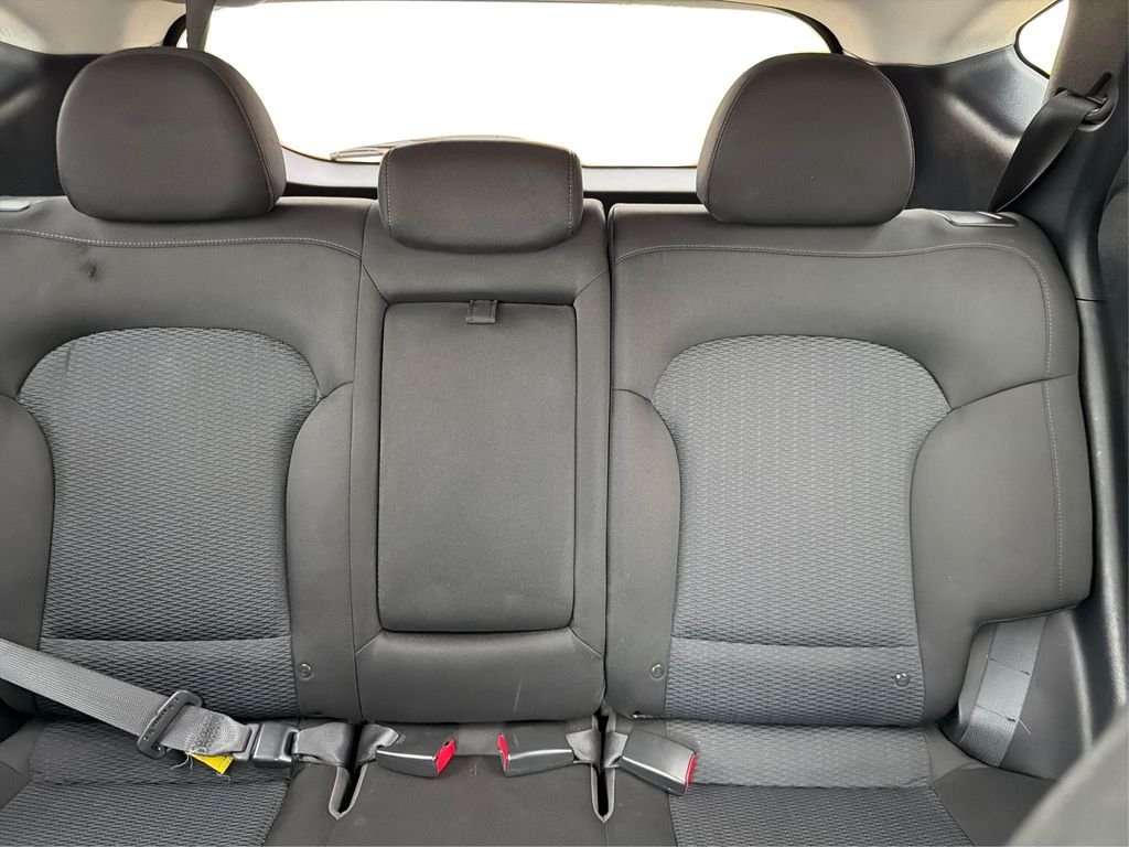 Used 2015 Shadow Grey Metallic Hyundai GLS image 15